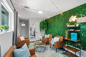 featured image of Greylog Dr