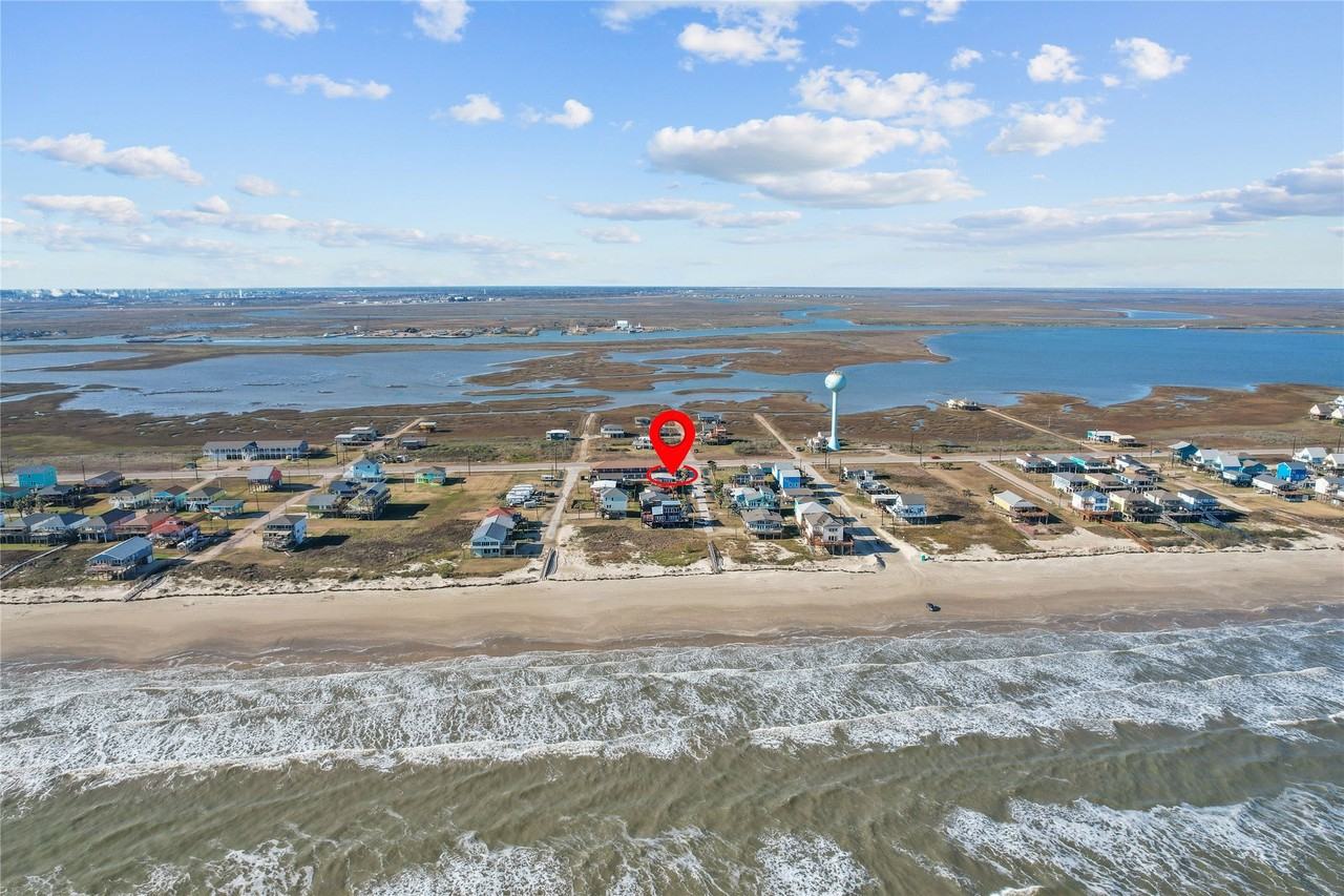 151 Detenbeck Ave - Photo 3 of 26