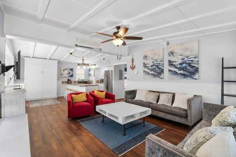 151 Detenbeck Ave - Photo 7 of 26