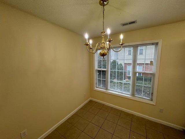 2400 Huntscroft Ln - Photo 5 of 22