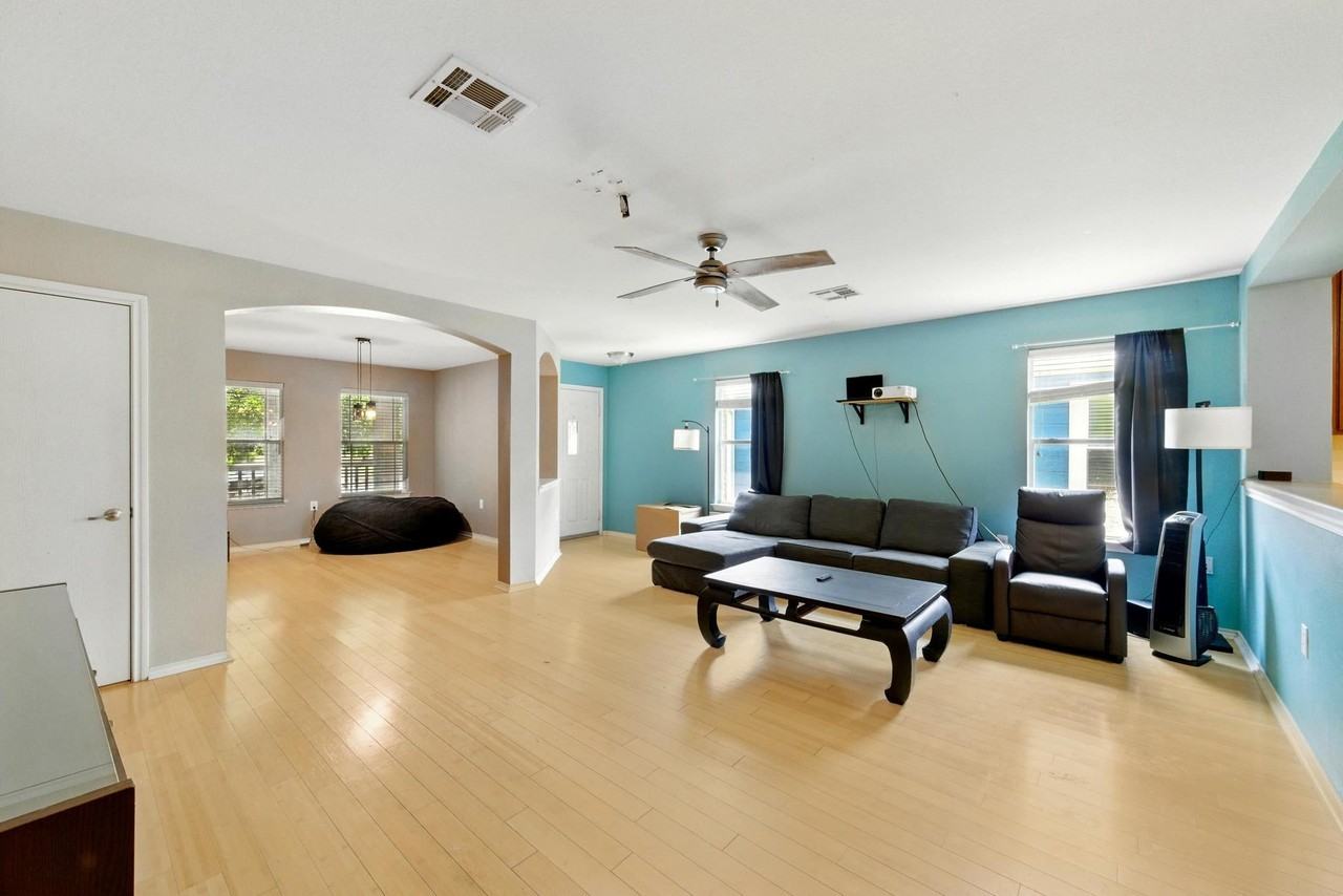 7604 Cayenne Ln - Photo 7 of 27