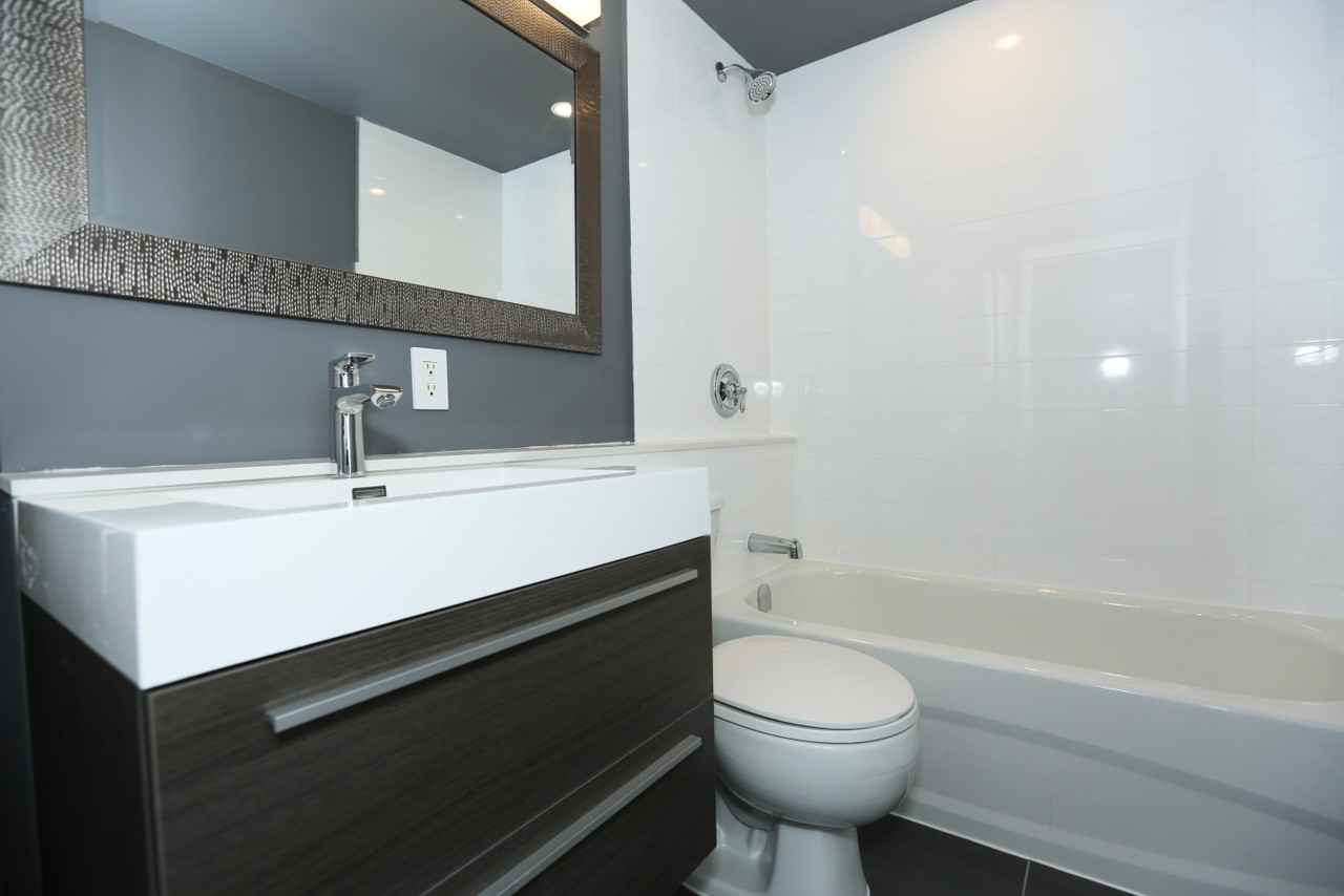 637 Lake Shore Blvd W #315 - Photo 4 of 14
