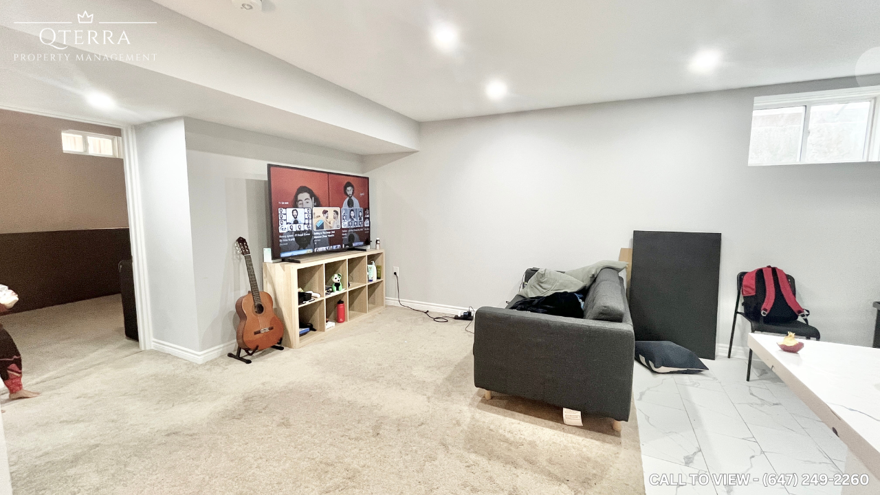 2-142 Crombie St, Bowmanville, Ontario L1C 3K2 - Photo 3 of 18