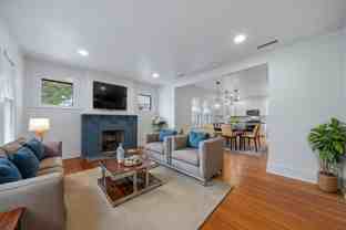 1104 W 22nd St - Photo 1 of 1