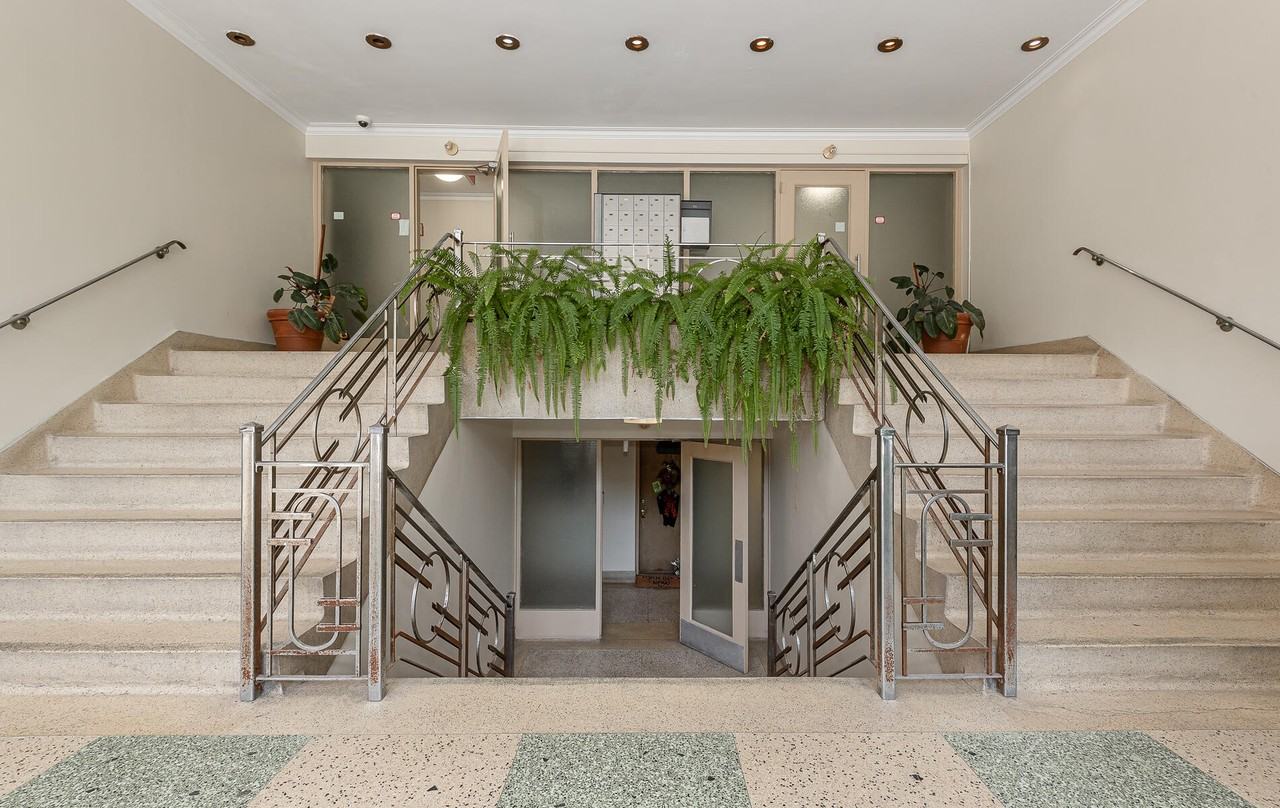 205 Keele Street #206 - Photo 6 of 41