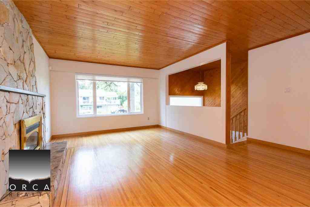 8572 Arpe Cres - Photo 3 of 50