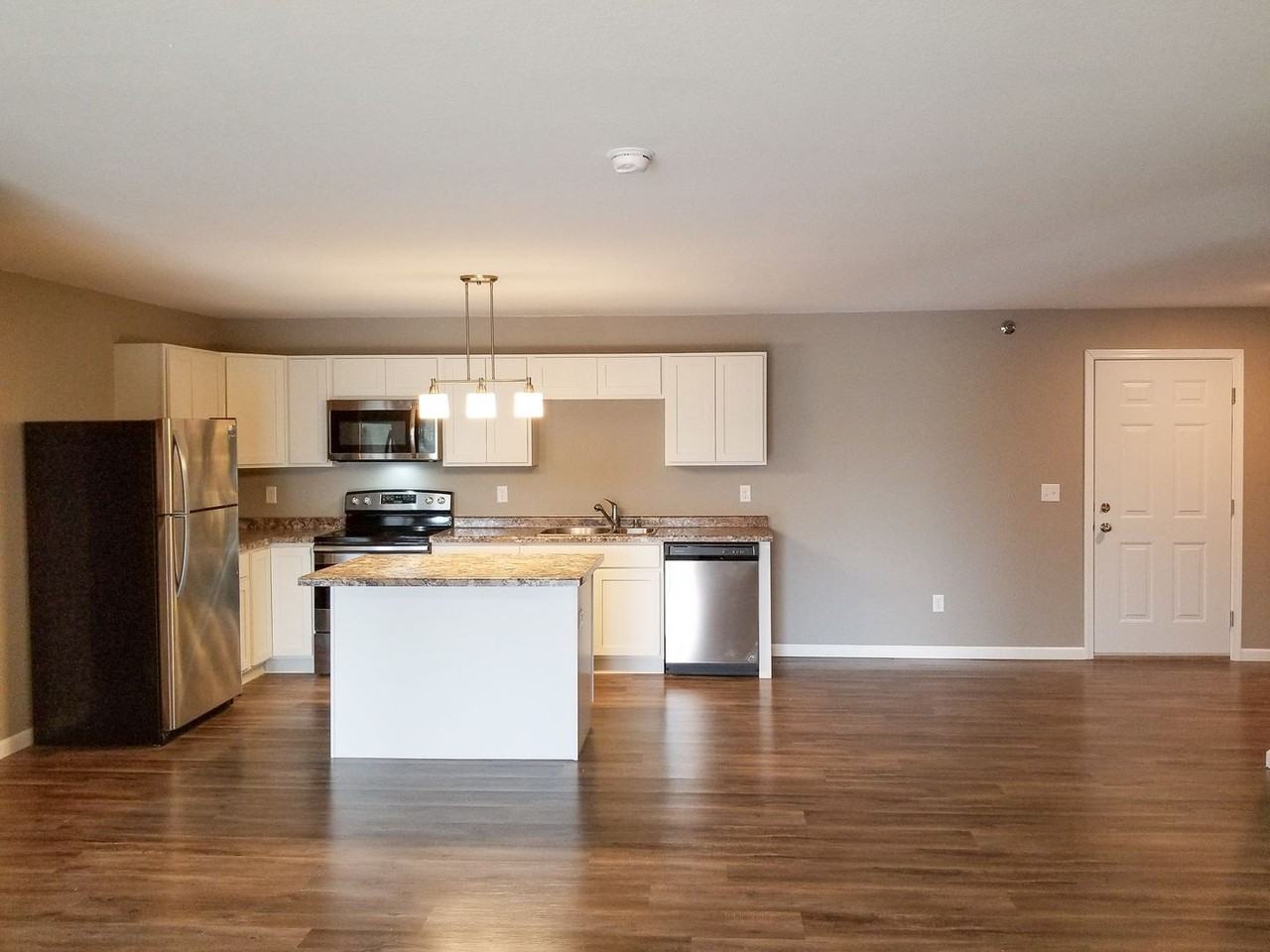 Nexus Apartments - Photo 7 of 26