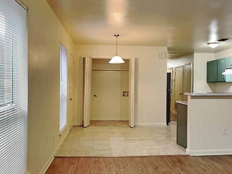 2955 Loving Ave - Photo 3 of 24