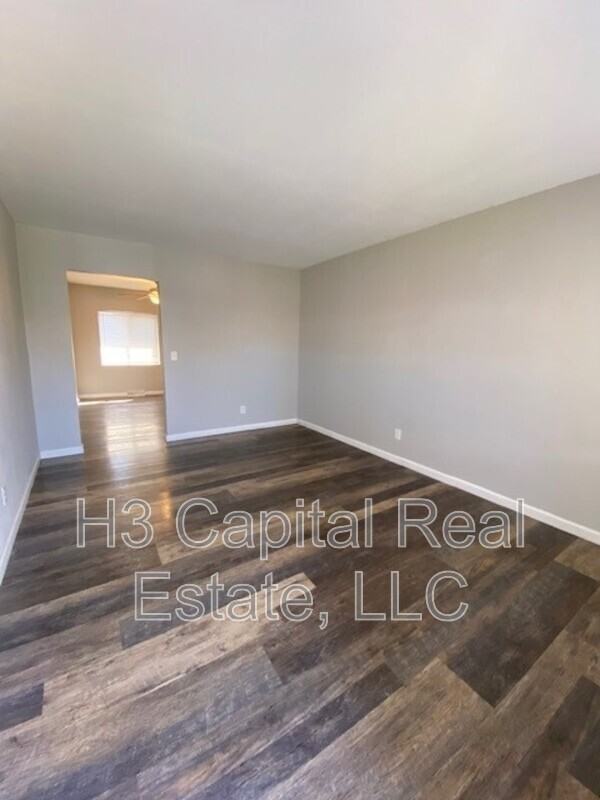 3218 Kilarney Dr #B - Photo 3 of 16