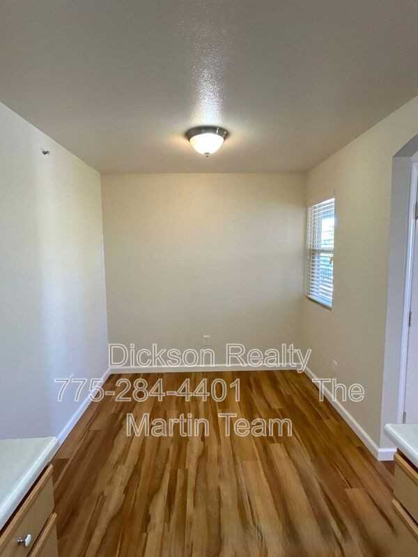 6850 Sharlands Ave - Photo 4 of 20