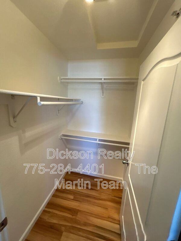 6850 Sharlands Ave - Photo 7 of 20