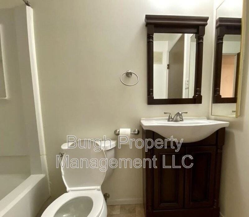 27708 Evergreen Run - Photo 2 of 11