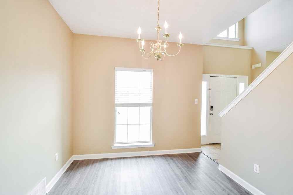 4599 Tulip Bend Dr - Photo 6 of 17