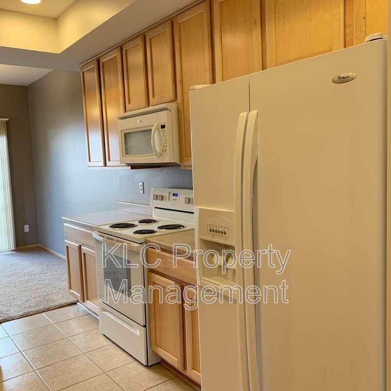 2195 3rd Ave Sw - Photo 3 of 21
