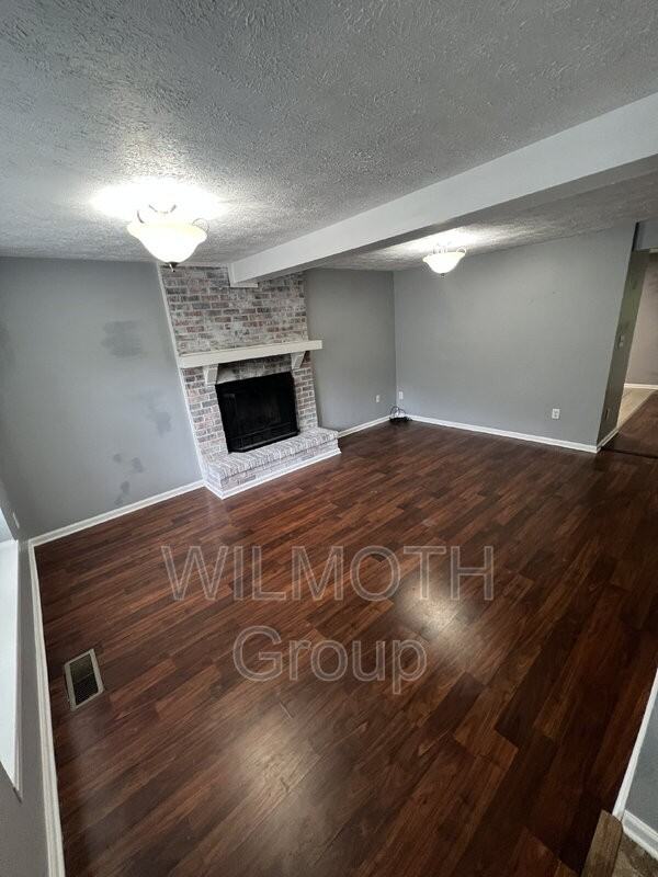 9445 Timber View Dr - Photo 3 of 28