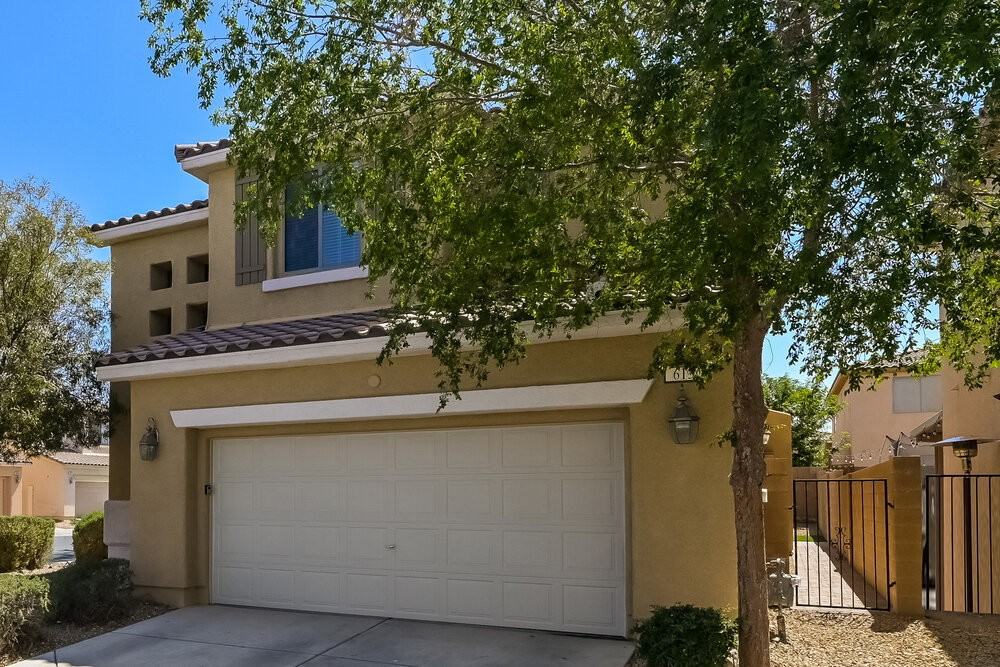 613 Bright Valley Pl - Photo 4 of 17