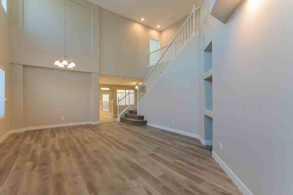 613 Bright Valley Pl - Photo 5 of 17