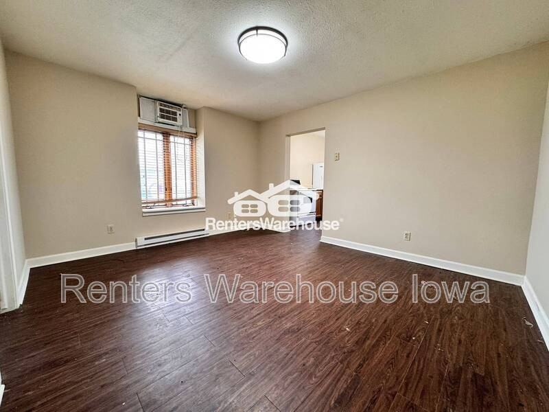 1408 Walnut St #1 - Photo 2 of 10