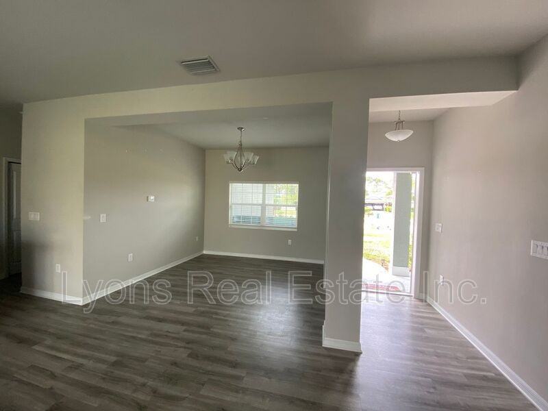 3421 W Gator Cir - Photo 3 of 21