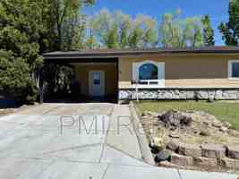 featured image of 335 Denslowe Dr