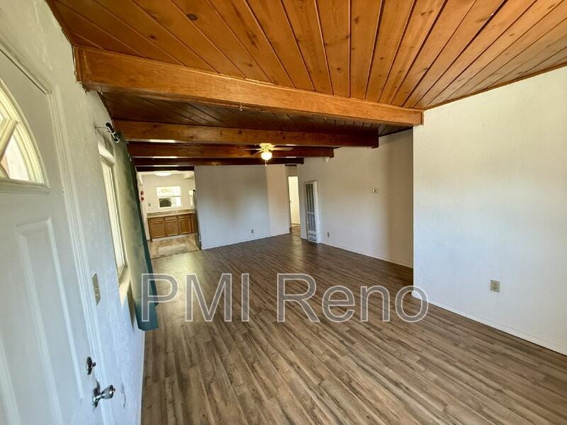 335 Denslowe Dr - Photo 3 of 31