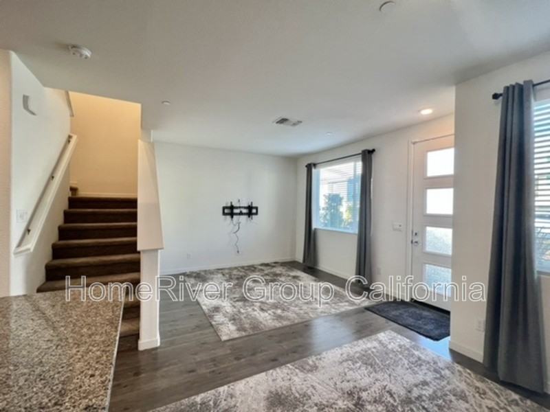 4168 Interceptor Ln - Photo 2 of 22