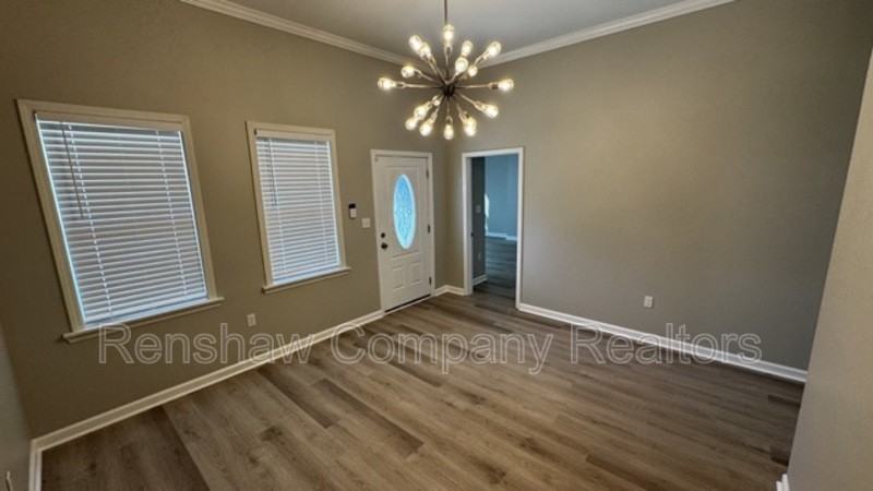 650 Keel Ave - Photo 2 of 22