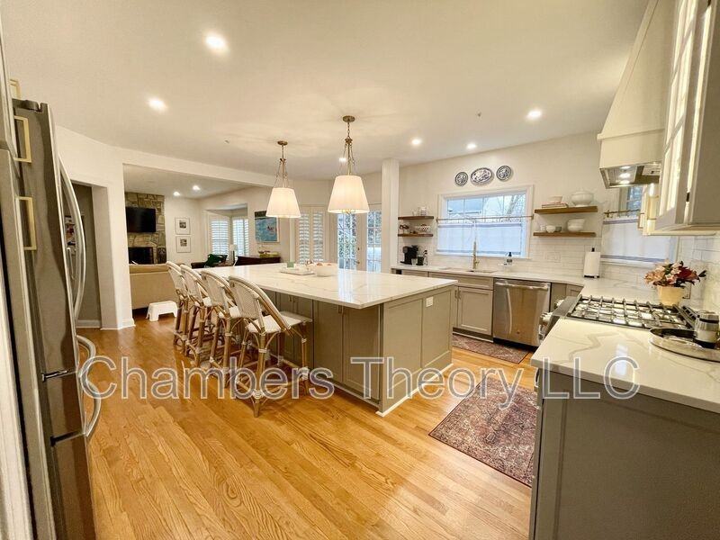 47760 Fathom Pl - Photo 2 of 25