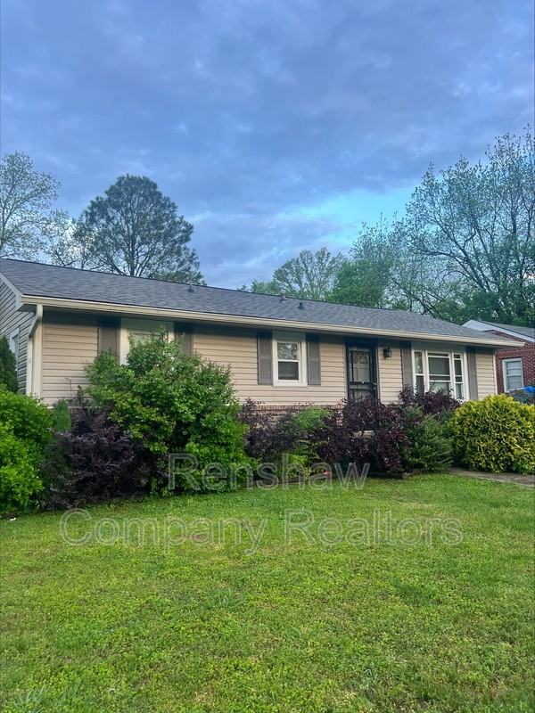 33 Southside Dr - Photo 2 of 19