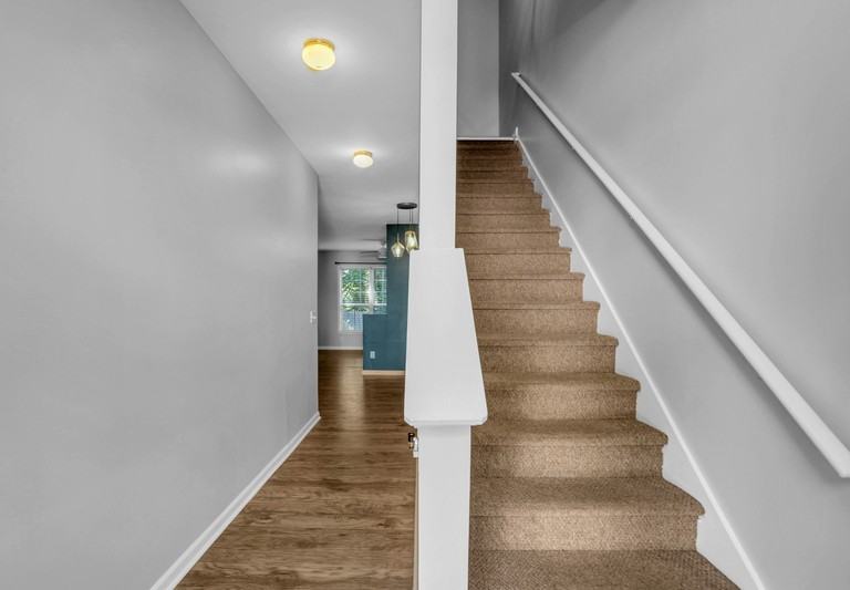 1634 Jackson Way Nw - Photo 3 of 21