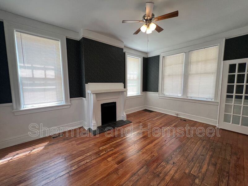 320 3rd St - Photo 3 of 11