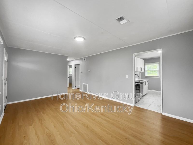 2007 Emerson Ave - Photo 3 of 22
