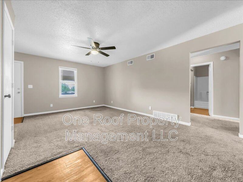 1909 Chateau Dr - Photo 3 of 17