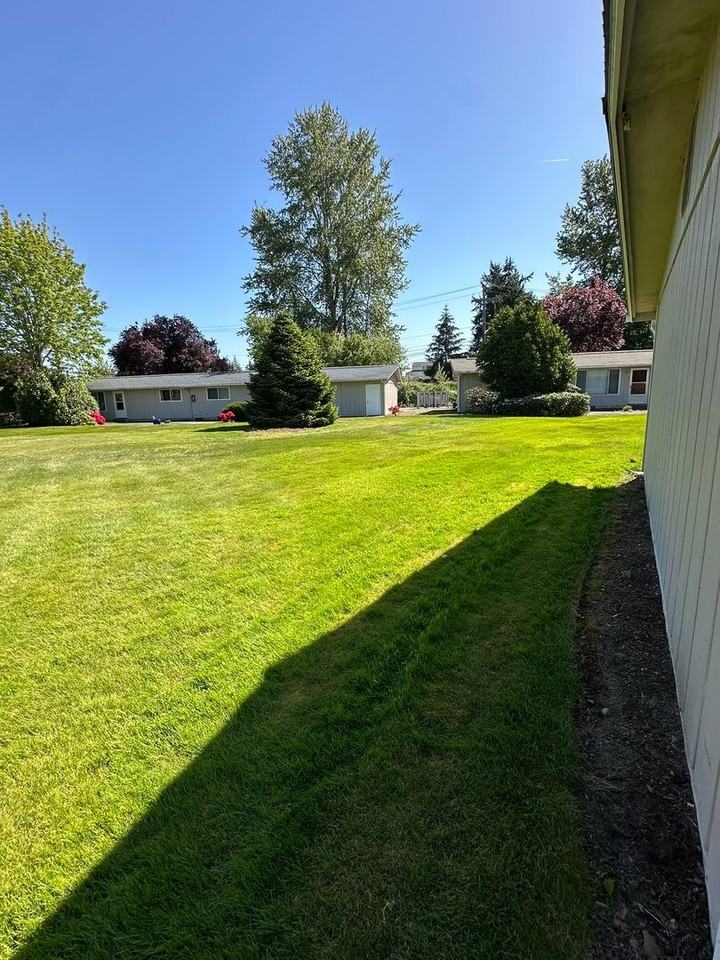 Bowman Apartments - Photo 3 of 26