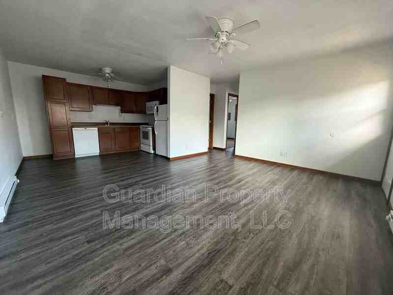 1135 1/2 N College Dr #C8 - Photo 2 of 10