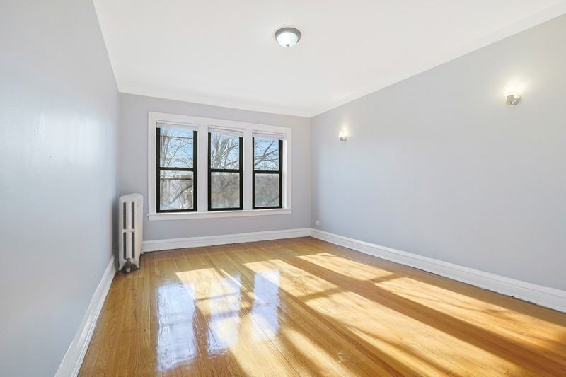 7955 South Paulina Street - Photo 5 of 8