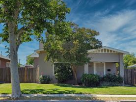 915 N Harrison Ave - Photo 1 of 1