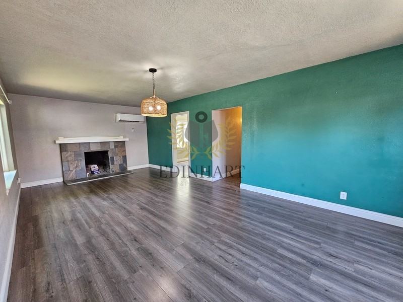 915 N Harrison Ave - Photo 3 of 19