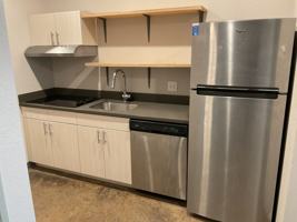 featured image of 808 W Prospect Rd