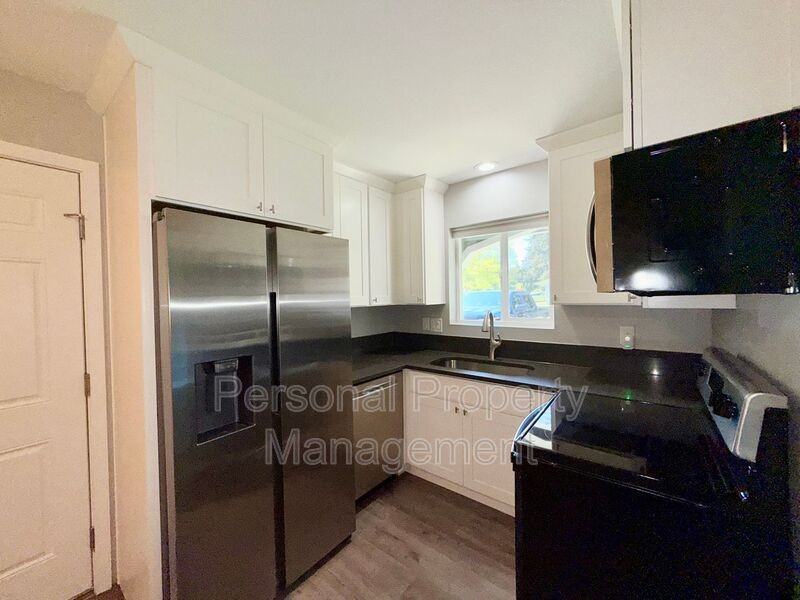 14008 Ne 10th St - Photo 4 of 15