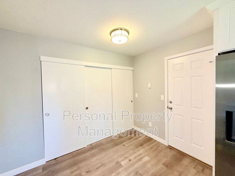 14008 Ne 10th St - Photo 7 of 15