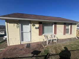 featured image of 1239 12th St