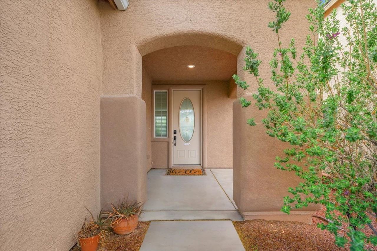 2309 Cockatoo Dr - Photo 2 of 22