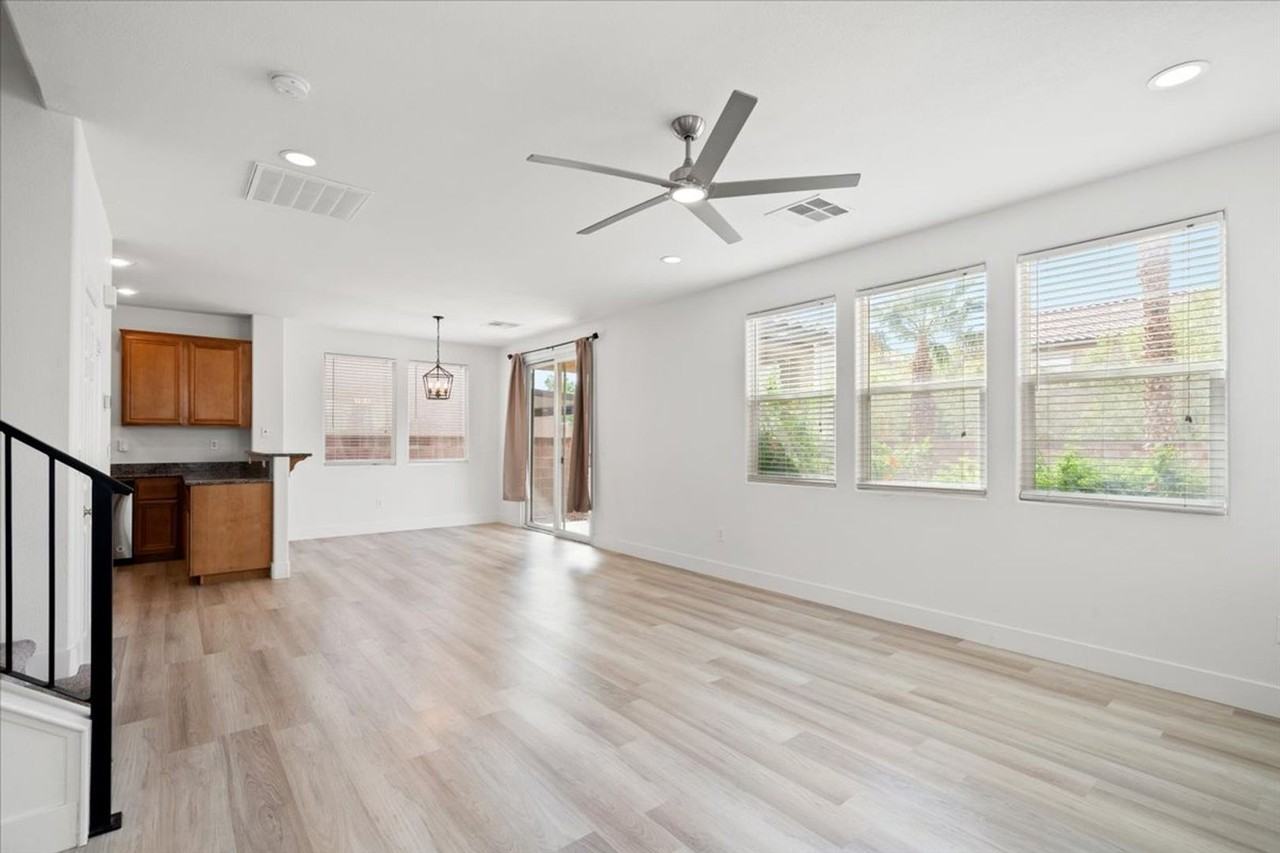 2309 Cockatoo Dr - Photo 5 of 22