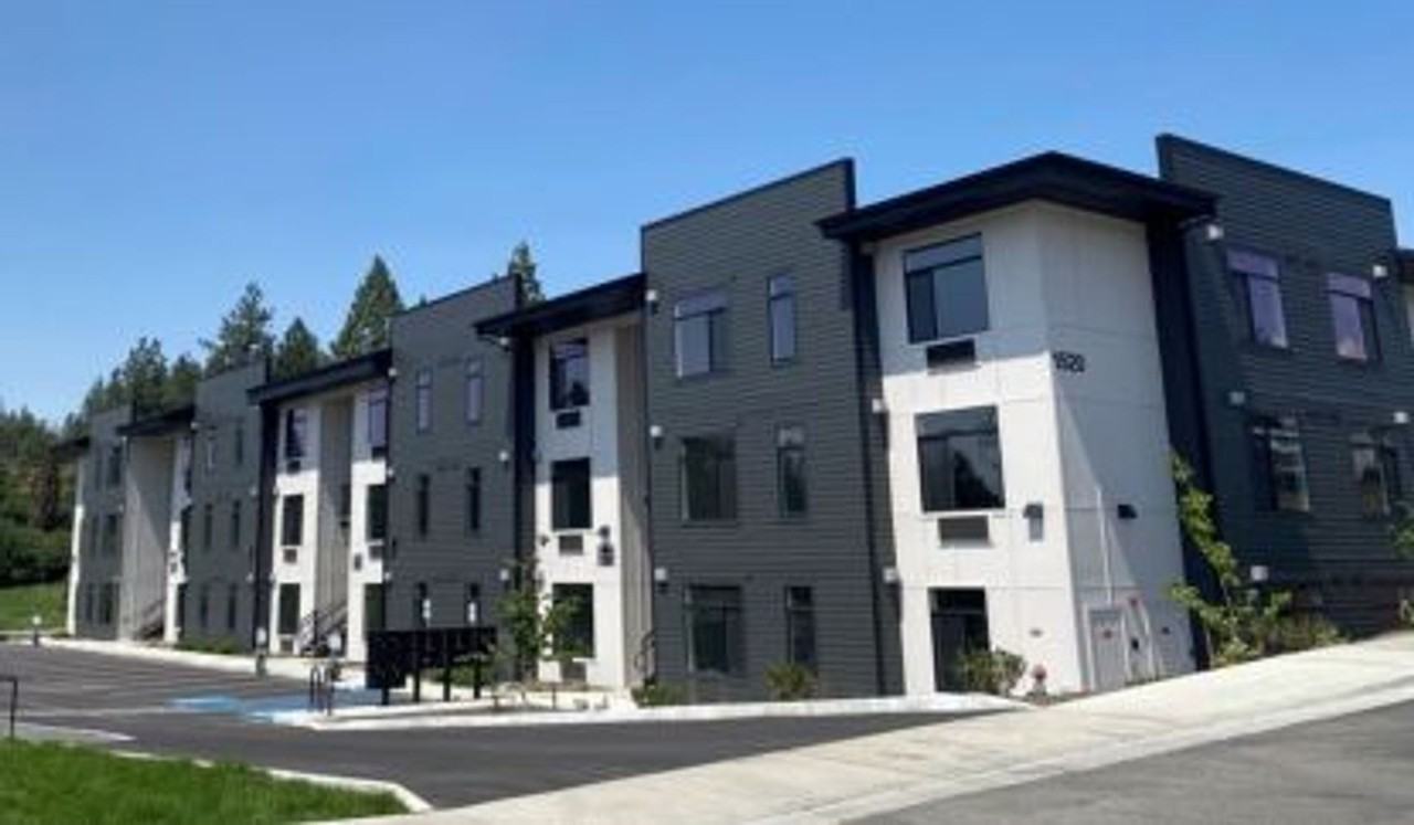 No Rent Until 2026- Lease Today. - Photo 7 of 9