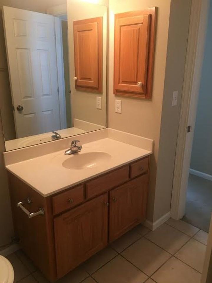 6323 Lakeside Ln - Photo 2 of 24