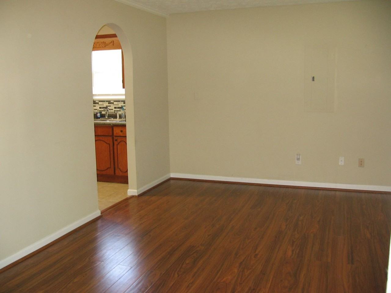 15196 Scotts Factory Rd - Photo 3 of 22