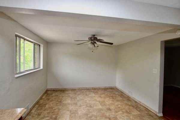 STOTLER TOWNHOMES -- 066 - Photo 4 of 16