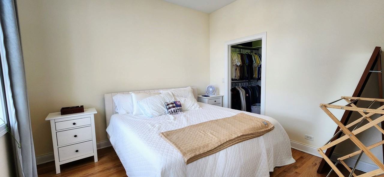 918 W Belmont Ave #305 - Photo 5 of 10