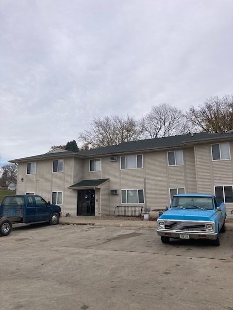 800 State Street - Photo 2 of 6